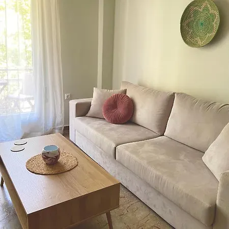 Apartment Modern Living By Yha Athens
